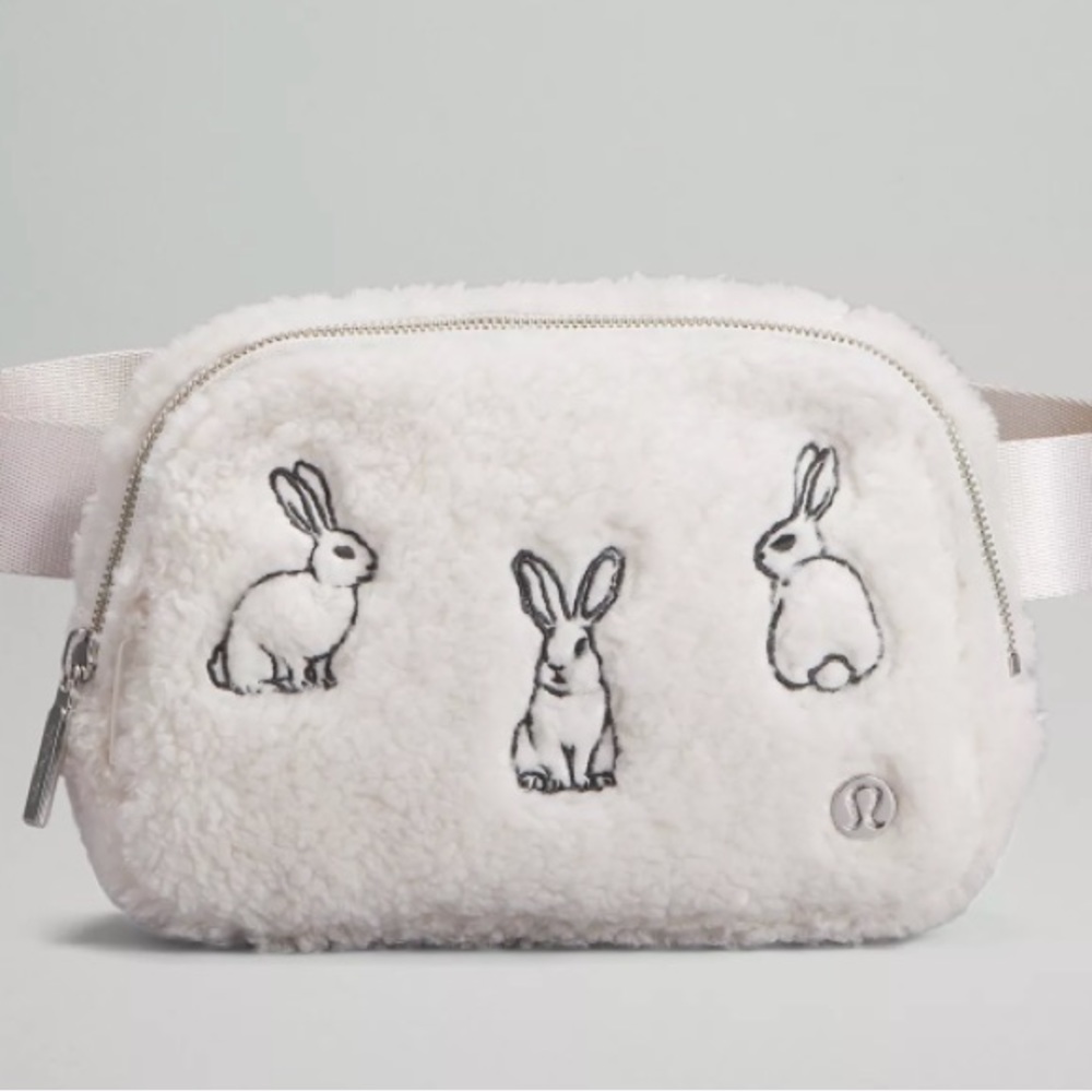 NWT Lululemon Lunar New Year Rabbit Fleece embroidery Everywhere Belt Bag 1L